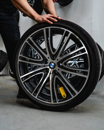 Opretning af skæve fælge hos Fælgfix